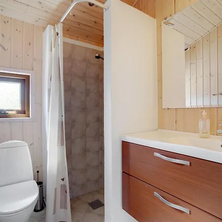 Tjarko - 100m From The Sea By Interhome Feriehus *
