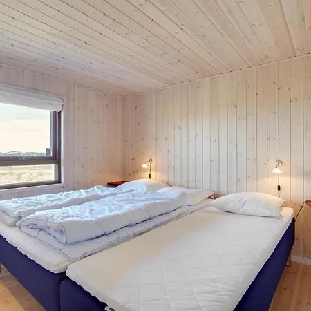 Tjarko - 100m From The Sea By Interhome *